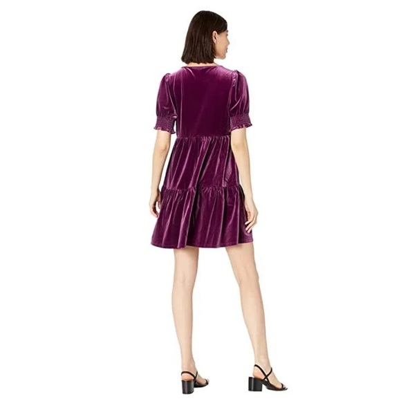 Draper James by Reese Witherspoon, “Lee Ann” dress in velvet crimson - Picture 13 of 14